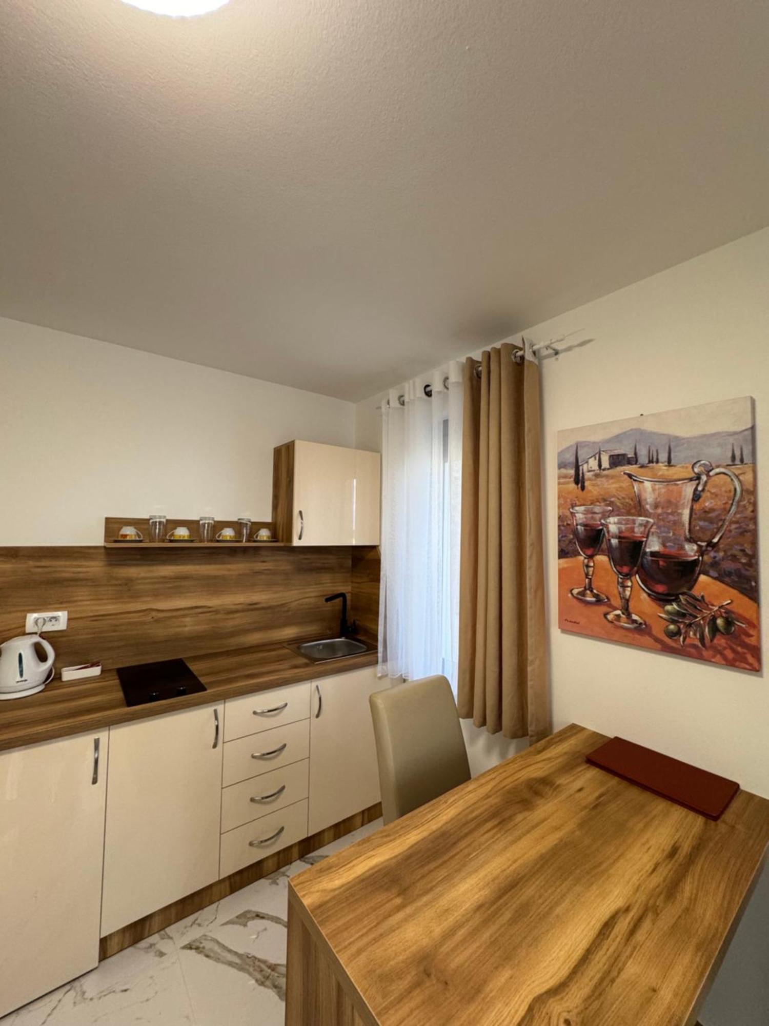 Hotel Freiburg 울친 외부 사진